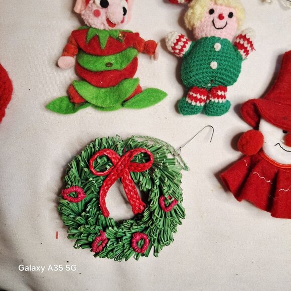 Vintage Handmade Christmas Ornaments Set Of 15 - Crochet Felt & Straw Decoration - Picture 8 of 11